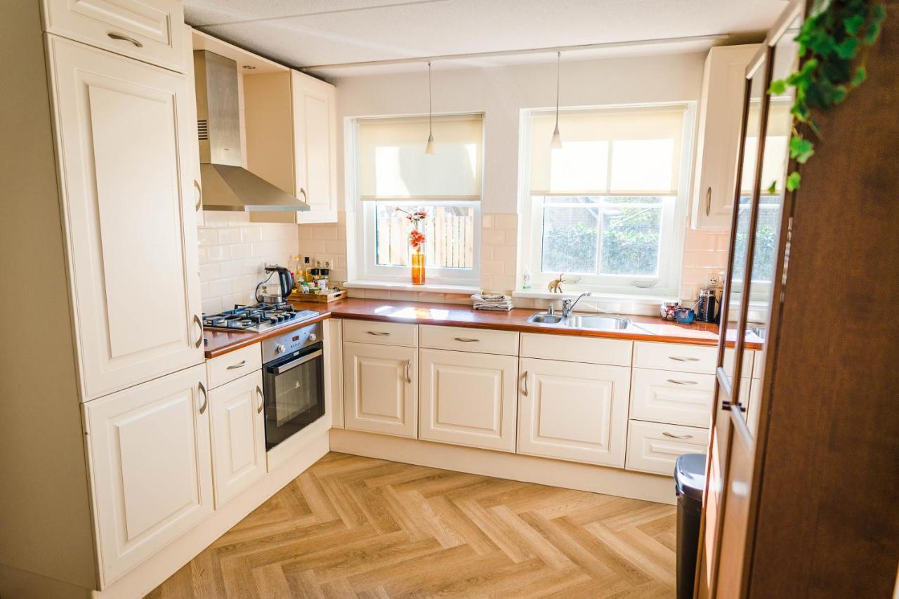 Luxe Vakantiehuis In Het Bos Met Jacuzzi En Sauna Lunteren Zewnętrze zdjęcie